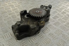 Oil pump  D904