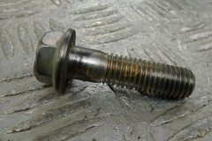 Pulley bolt  D904