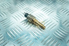 Fluid (liquid) temperature sensor  D906
