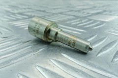 Injector nozzle  Bosch DLLA145P1645 D936