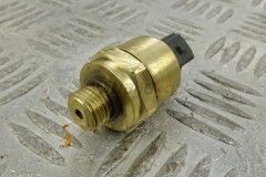 Oil pressure sensor  D9512